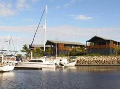 Tin Can Bay Marina Villas Bagian luar foto